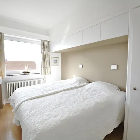Apartment Renovated Near *